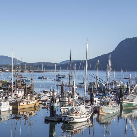 Oceanfront Suites At Cowichan Bay Exteriér fotografie